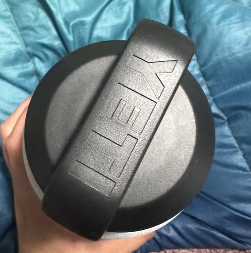 NEW SOLD OUT LIMITED EDITION Yeti Rambler 36oz GREYSTONE -RARE - Picture 4 of 4