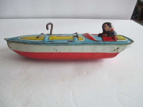 VINTAGE J. CHEIN  WIND UP TIN LITHO TOY BOAT MADE IN USA        A11