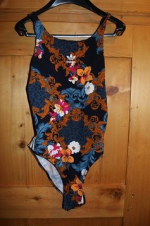 ADIDAS Sportbody Größe 38