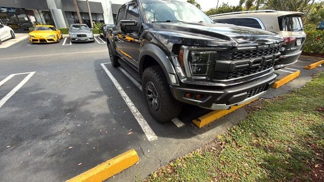 2022 Ford F-150 Raptor Pickup 4D 5 1/2 ft