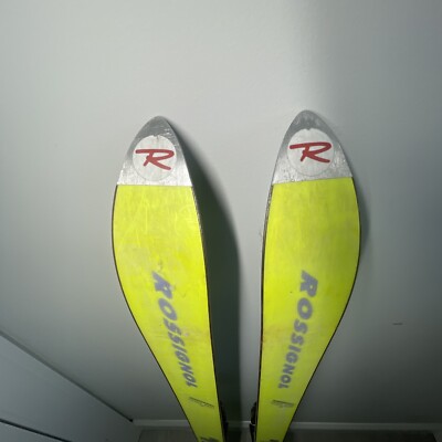 Rossignol skis w/ Salomon 300 bindings 130 cm R6000 4S M Rossignol skis w/ Salomon 300 bindings 130 cm R6000 4S M