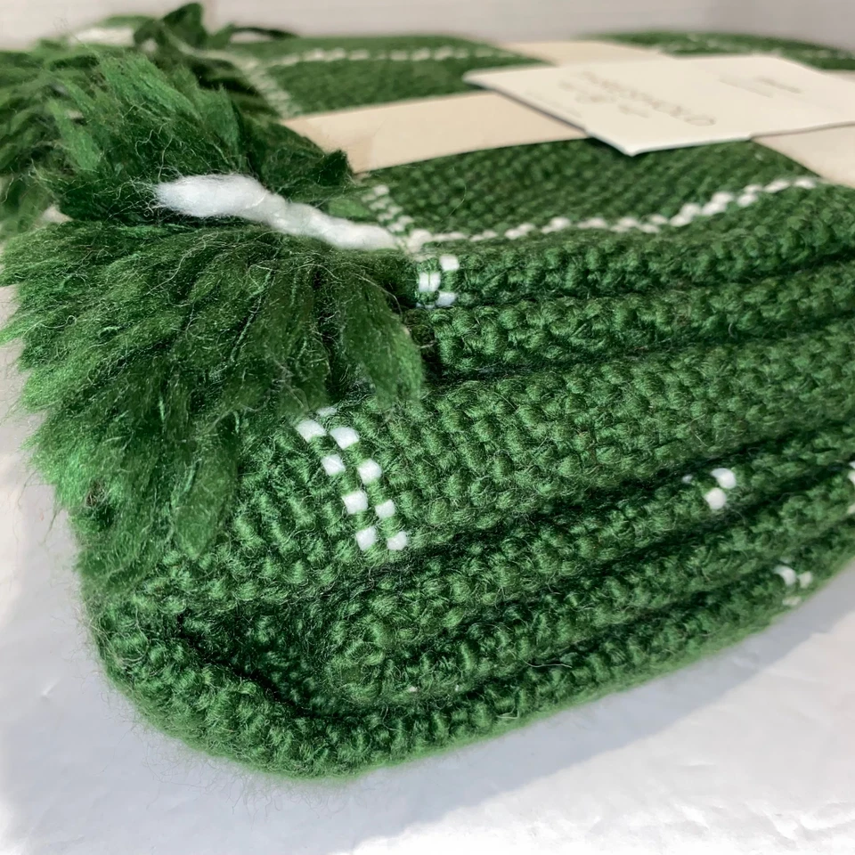 Порог удобный плед зеленый и белый 50 x 60 бахрома совершенно новый - Изображение 3 из 4