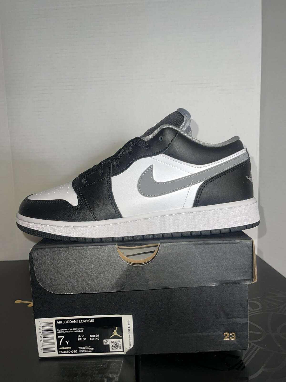 SAOLA Air Jordan 1 Low GS nero grigio medio taglia 7 anni 8 5 W 553560 040 nuovo