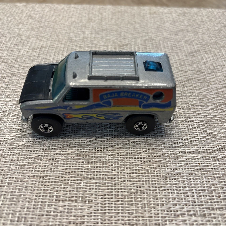 Винтажный серый фургон Hot Wheels Baja Breaker Blackwall 1977 Гонконг - Изображение 3 из 4