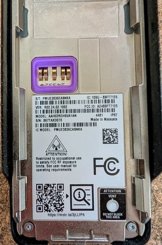 NEW Motorola MOTOTRBO XPR3500e UHF 403-512mhz AAH02RDH9VA1AN Portable Radio - Zdjęcie 3 z 4