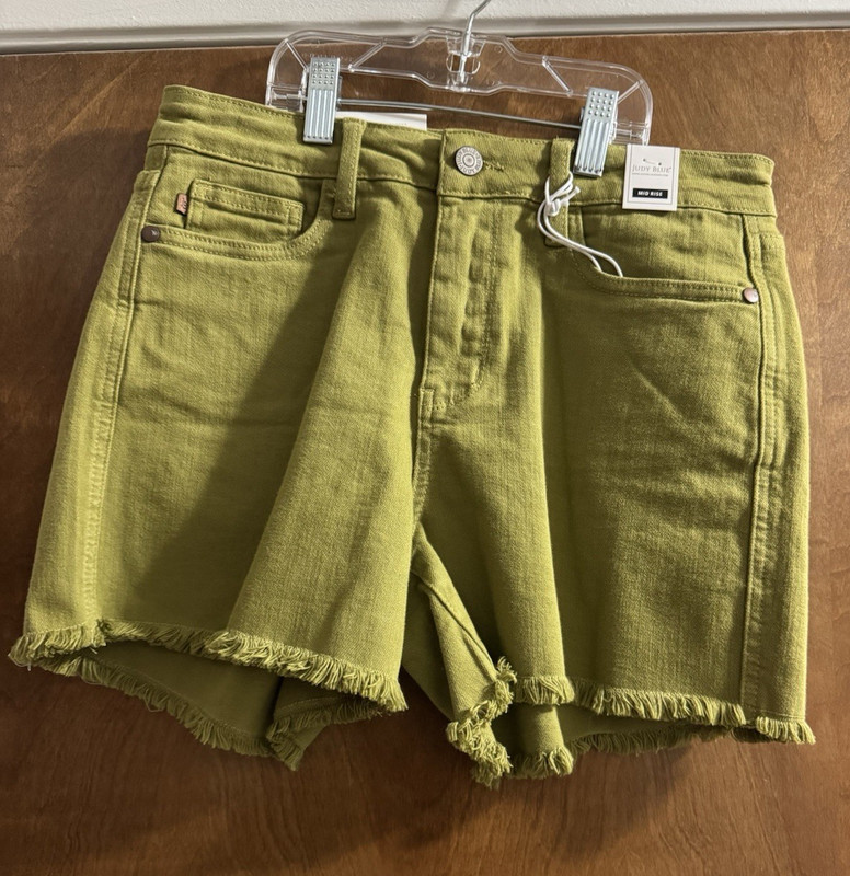 Judy Blue Mid Rise Green Denim Cut Off Shorts Women’s Size M 5-Pocket Button