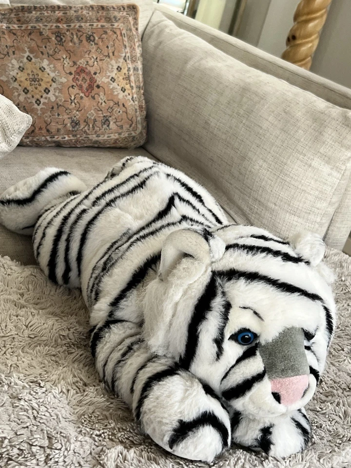 Peluche de tigre blanco marca Aurora Foto 3 de 3
