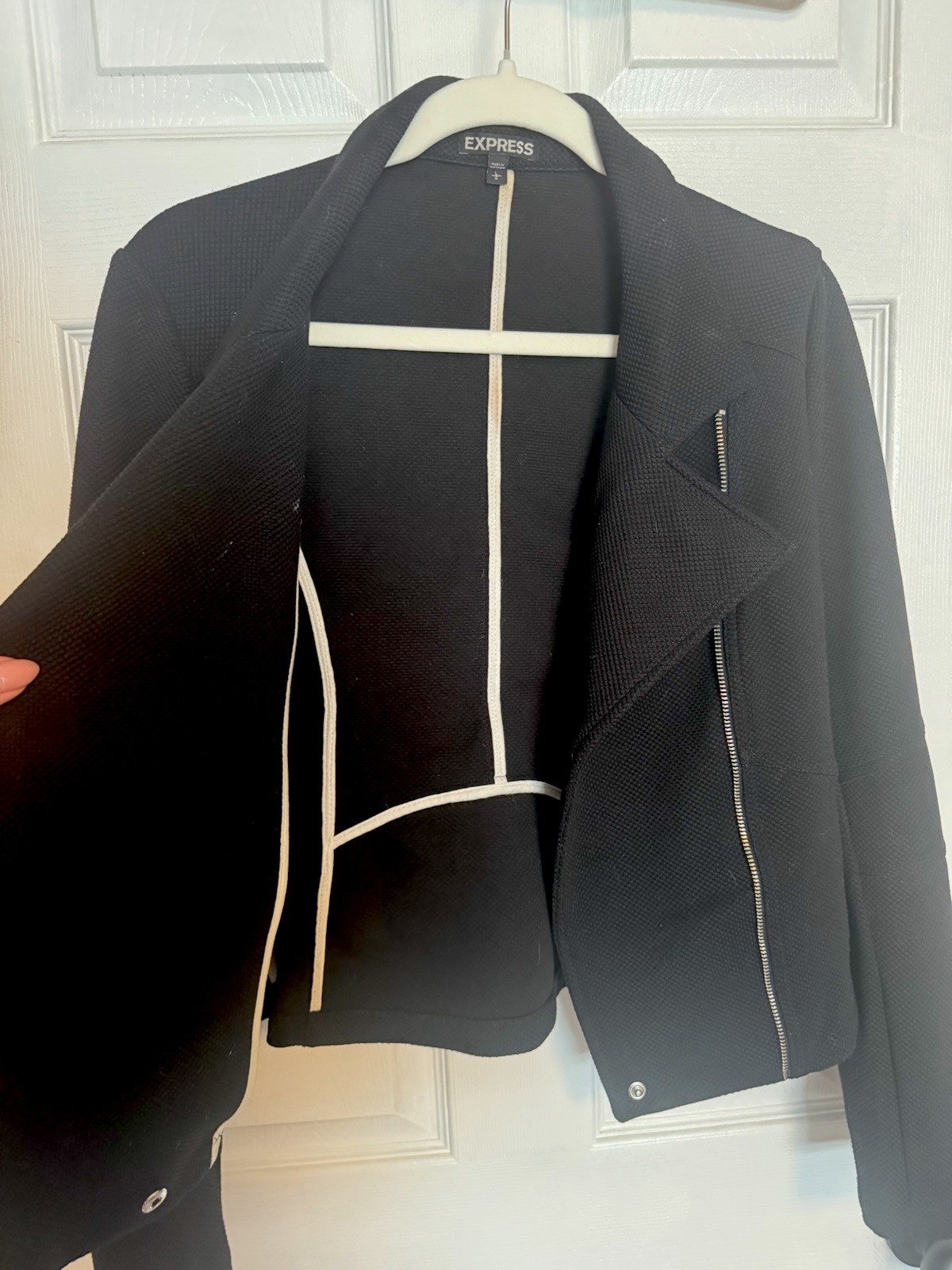 2 Express Light Jackets/blazer/coat   Size Large … - image 12