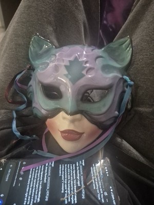 FLAWLESS CLAY ART SAN FRANCISCO Ceramic Teal Purple Feather Mask W/ Music Box
