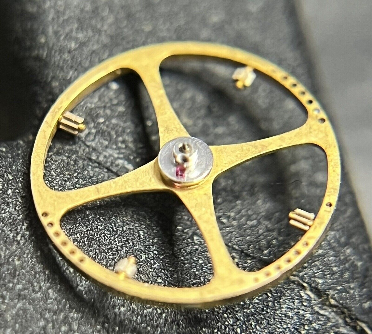 ROLEX ロレックス 純正品 Cal.3135 バランスホイール Rolex Cal. 3135 - Balance bridge 120