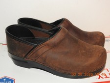 dansko blueberry oiled clog