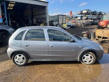 Vauxhall Corsa C breaking 1.2 Petrol 2006 ONE WHEEL NUT