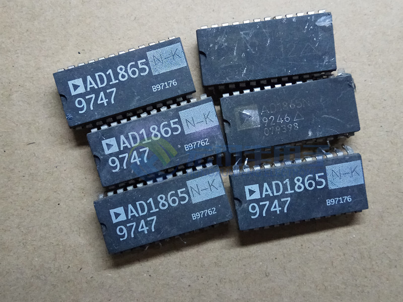 1PCS Audio DAC IC ANALOG DEVICES DIP24 AD1865N-K AD1865NZ-K 100% Genuine #96-9