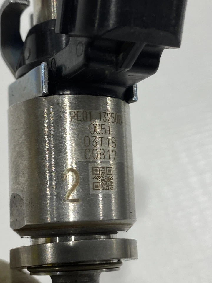 2016 2017 2018 2019 Mazda MX-5 Miata oem fuel injectors set of 4 PE0113250B - Image 4 of 4