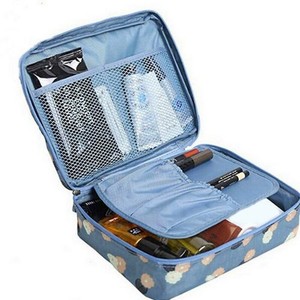 Gucci Red Velvet Large Makeup Bag Cosmetic Bag Travel Pouch Rare