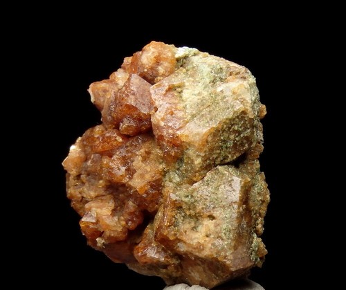GARNET var. GROSSULAR crystals --- NORWAY - Nordland - Vefsn - Toven /pj863 - Picture 11 of 18