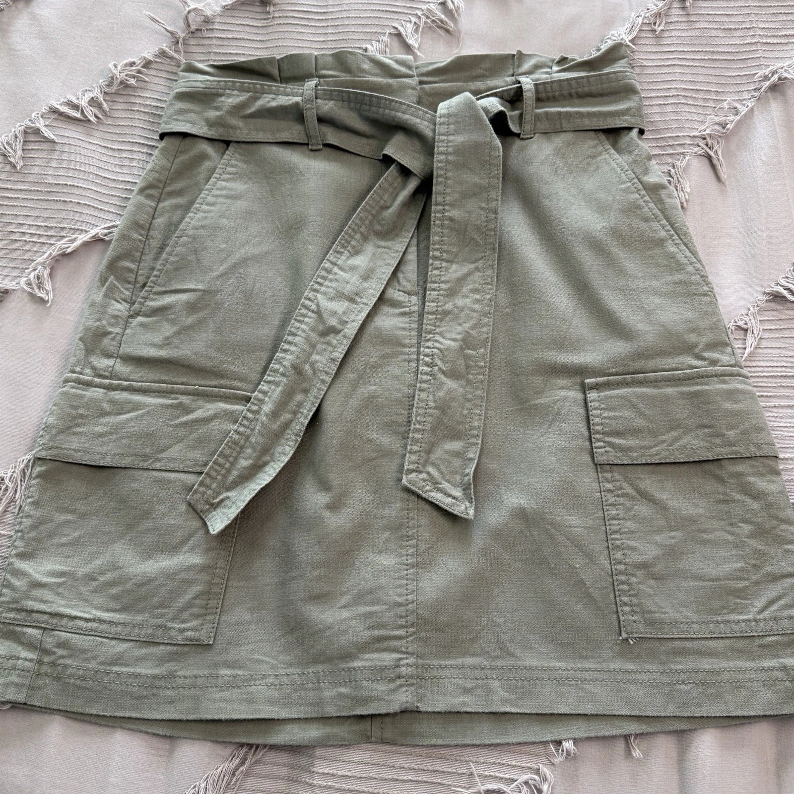 ANN TAYLOR LOFT LODEN GREEN CARGO SKIRT WITH BELT-SIZE 4