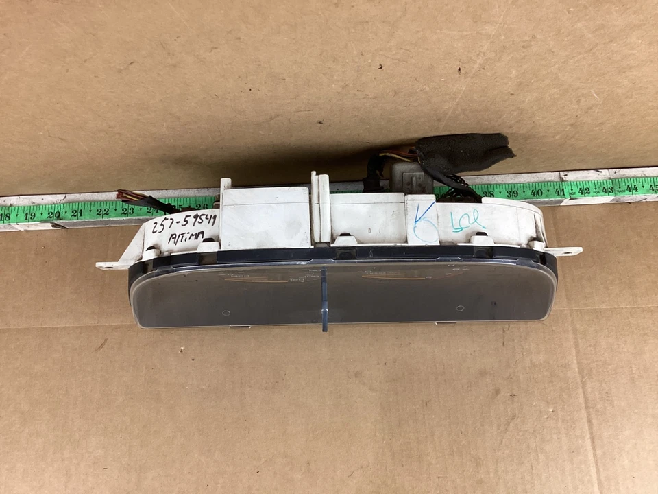 1993 - 1997 Nissan Altima Speedometer Instrument Cluster 119K Miles - Image 3 of 4