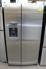 GE GSS25GYPFS 36" Stainless 25.3 Cu. Ft. Side By Side Refrigerator NOB #156528
