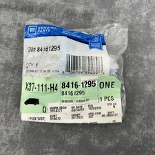 19-24 Blazer 20-24 Equinox & More Windshield Washer Fluid Level Sensor NEW GM