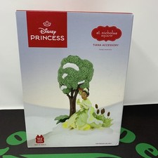 St Nicholas Square Tiana Accessory Disney Christmas Village Princess The Frog