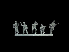 1:72 Scale WWII German Infantry Resin Figures Assault Squad Soldiers Diorama Kit
