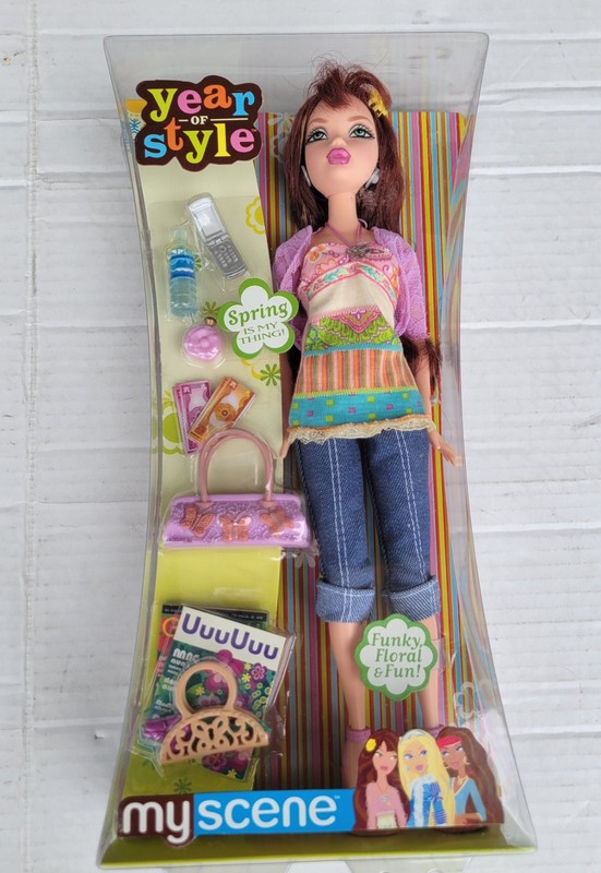 BARBIE - MY SCENE YEAR OF STYLE DOLL NEW IN BOX Spring is my Thing.