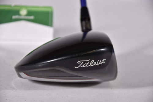 Titleist 913 D2 Driver / 10.5 Degree / Stiff Flex Diamana S+62 Shaft - Picture 3 of 9