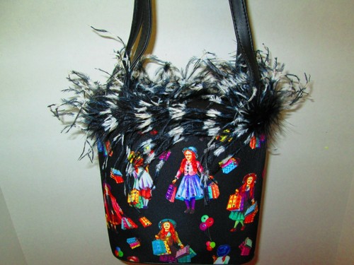 Foxy Black Print Feather Handbag, NEW - Picture 2 of 2