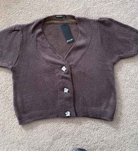 nasty gal cropped Laguna Puff Button cardigan jumper In Mink. Small. BNWT - Picture 4 of 8