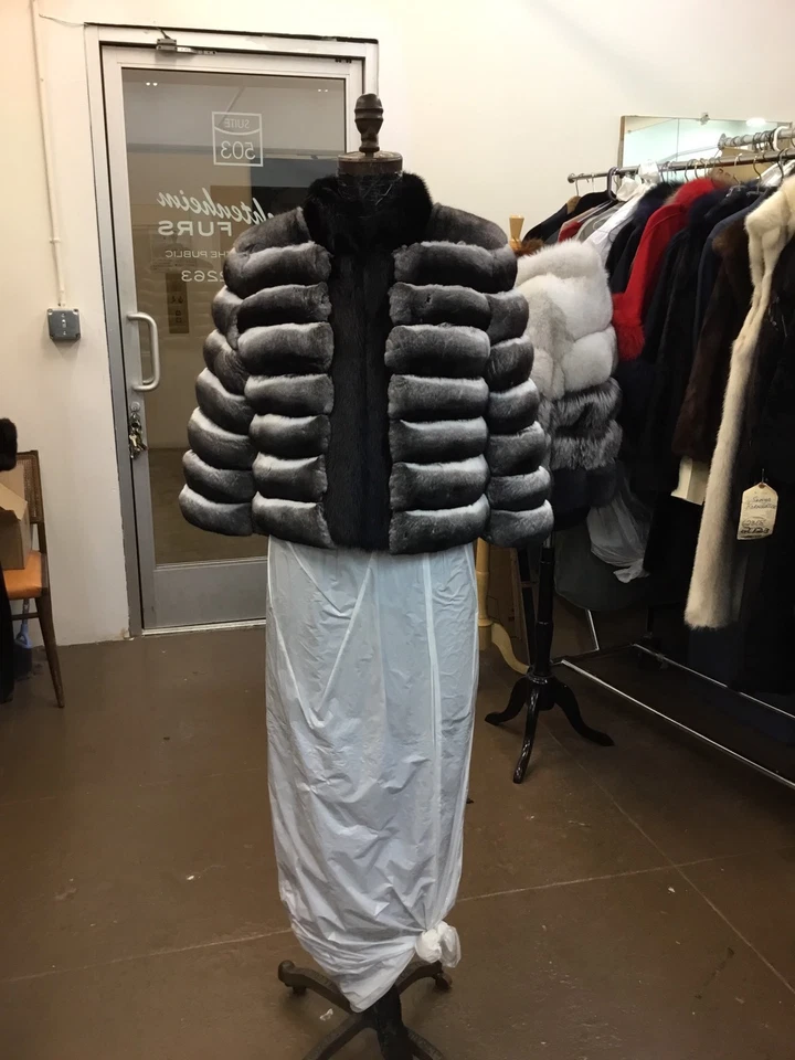 НАТУРАЛЬНЫЙ ИМПЕРАТРИЦЫ ШИНШИЛЛА И ЧЕРНАЯ НОРКА ВЫСШЕГО КАЧЕСТВА КУРТКА ПАЛЬТО SAKS НОВЫЙ - Изображение 4 из 4
