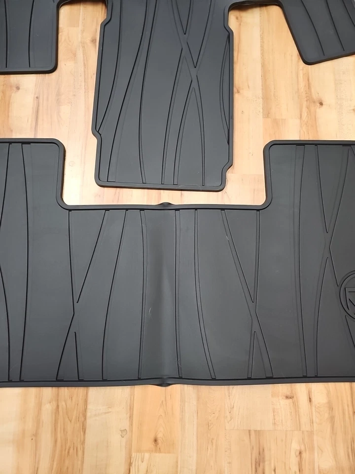 Передние напольные коврики для любой погоды премиум-класса 2-й и 3-й ряд 2018-2022 Buick Enclave черные - Изображение 3 из 4