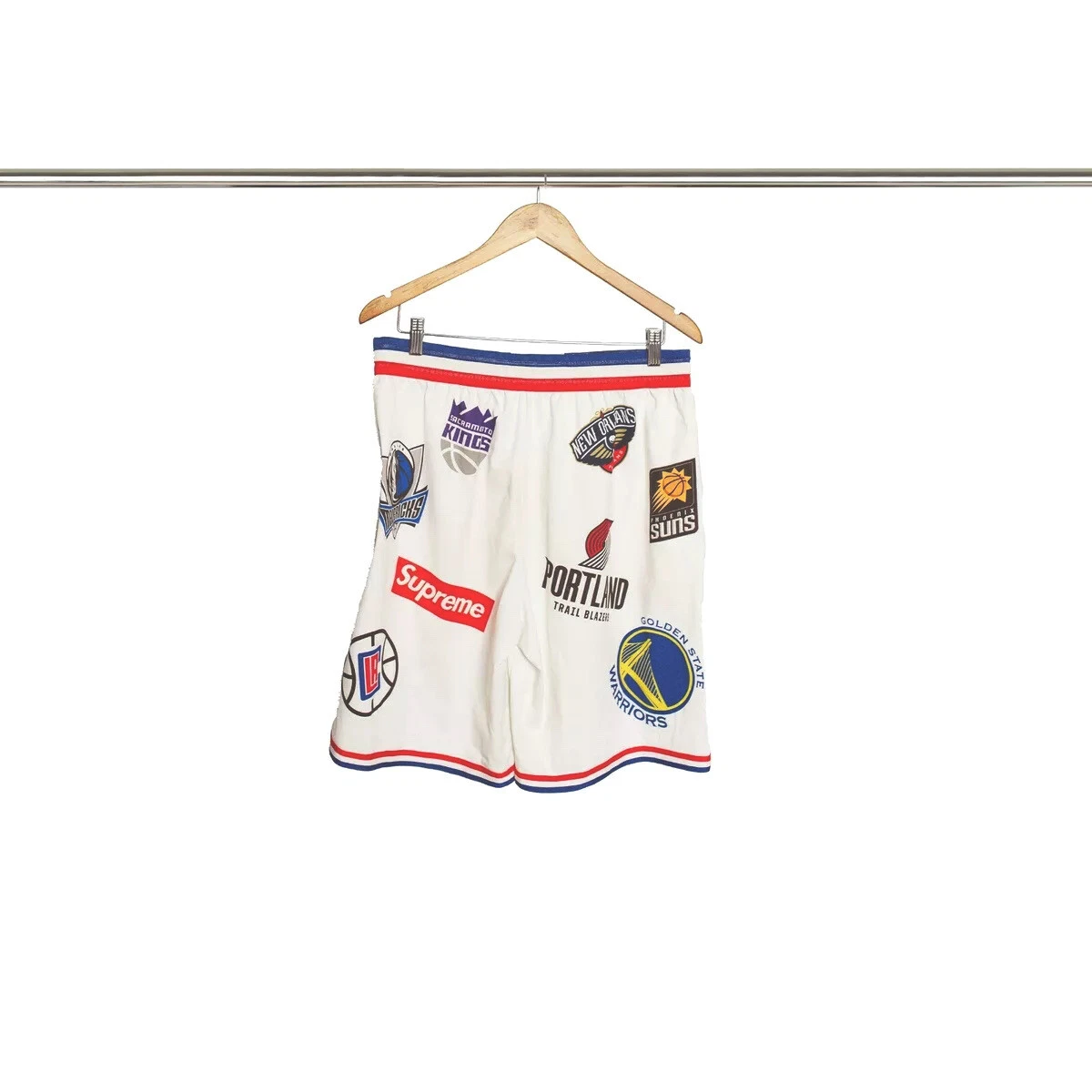 Short blanc Supreme NBA LOGO taille L