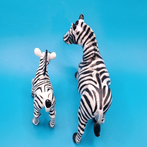 Safari Ltd Zebra and Foal Mother With Baby Zoo Animal Figurine Toys 1996 - Picture 5 of 7