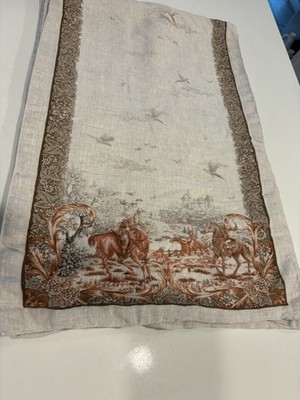 Williams Sonoma Traditional Horses Table Runner 15 x94 ''Multicolor Made Italy