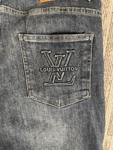 Louis Vuitton Jeans Damen 8 Blau Dark Wash Denim Bestickt LV Pocket Tapered - Bild 7 von 9