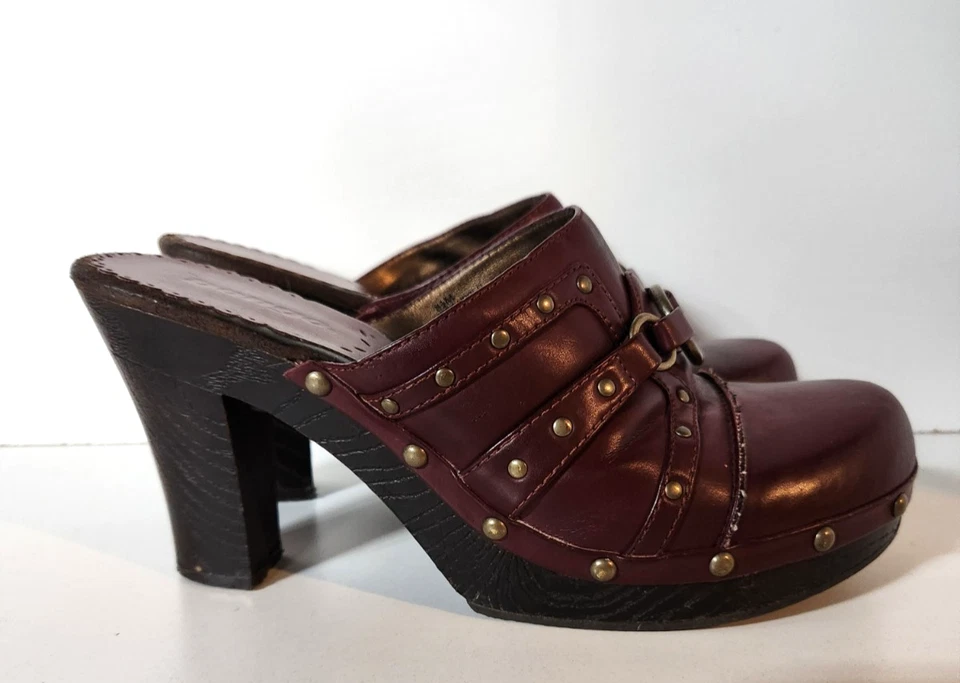 Vintage Y2K Bongo Vivacious Burgundy Studded High Heel Clogs Size 8.M - Image 4 of 4
