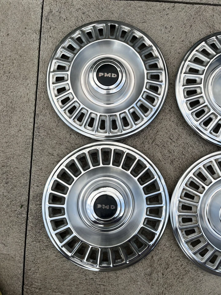 Pontiac PMD 1967-1968 14" tapacubos cubiertas de rueda Firebird Tempest Cata #5011 #505 Foto 2 de 4