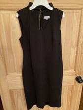 Womens Calvin Klein Black Dress With Back Zipper V Neck Size 8 Pre-Owned