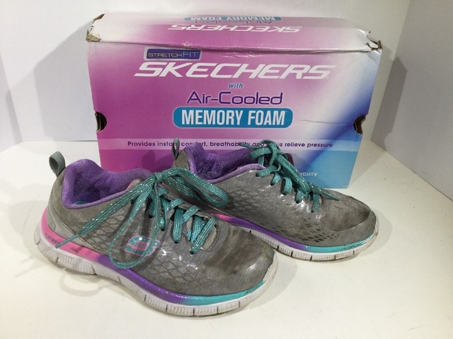 skechers size 2