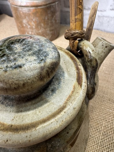 ๐ซ Vtg Studio Art Pottery Teapot Bamboo Handle Speckled Stoneware Glaze Japan - Picture 10 of 15