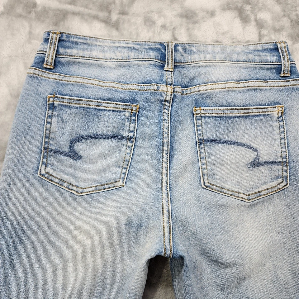 Time and Tru Jeans Womens 10 Blue Mid Rise Skinny Leg Stretch Denim Light Wash - Image 4 of 4