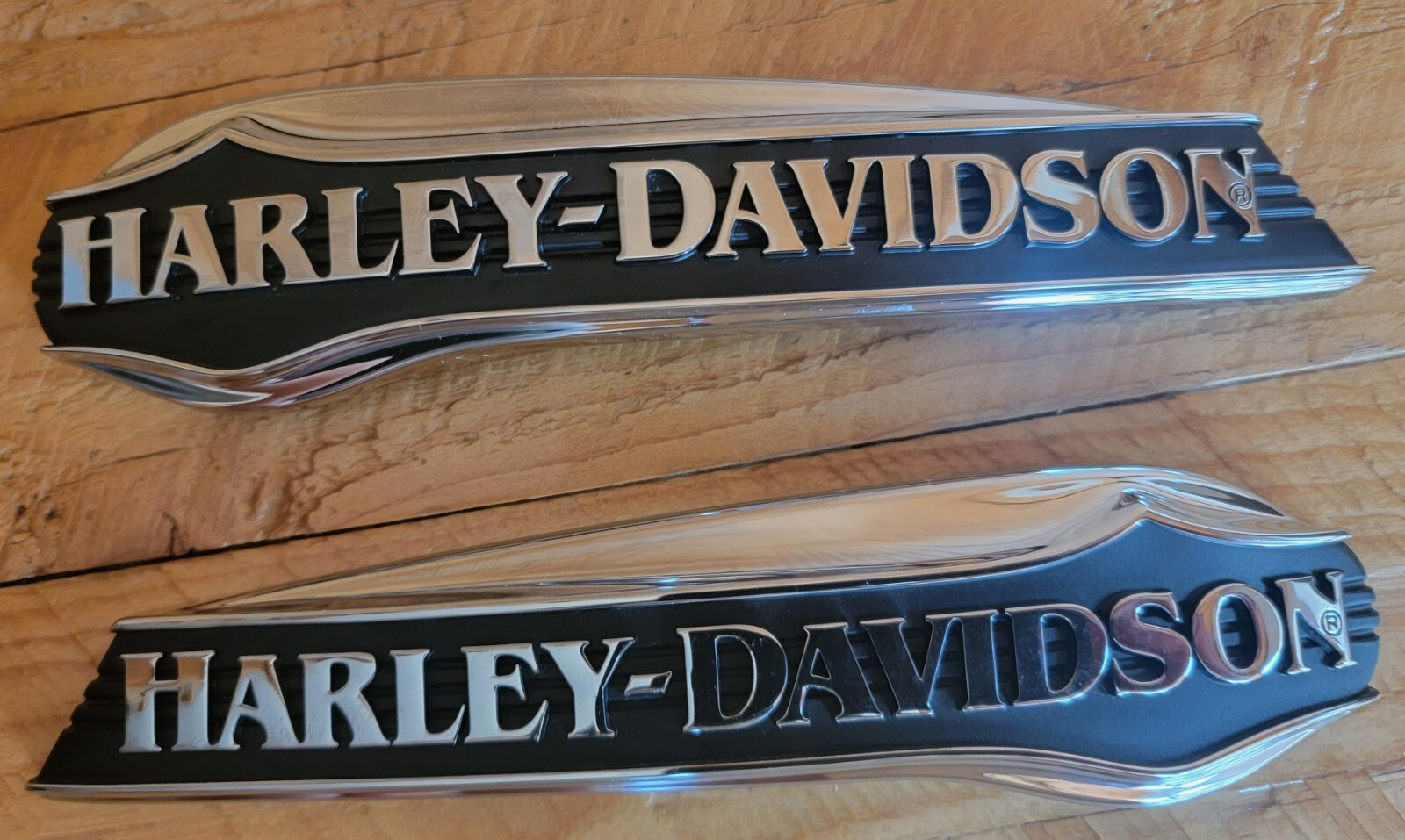 GENUINE HARLEY DAVIDSON FUEL GAS TANK EMBLEMS BADGES TOURING eBay