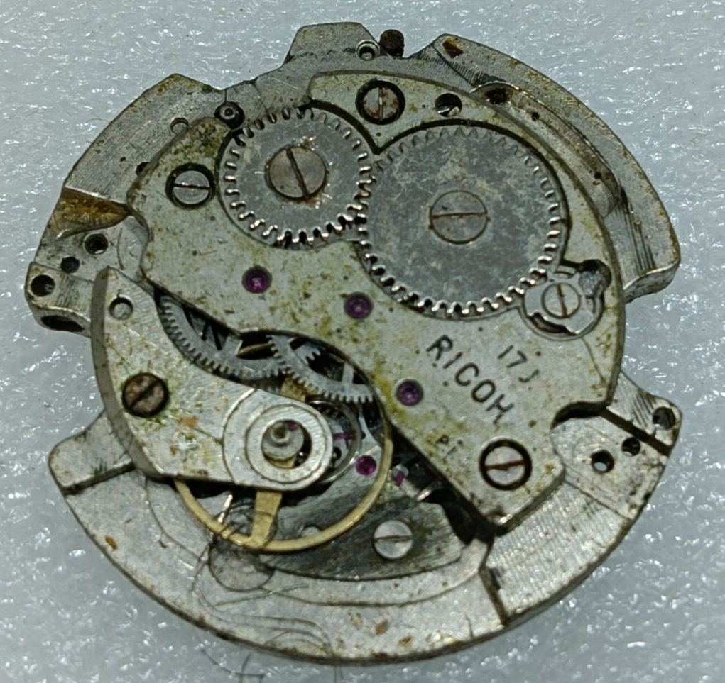 Vintage Ricoh Hand Winding 17 Jewels Date Not Working Watch Repair Parts