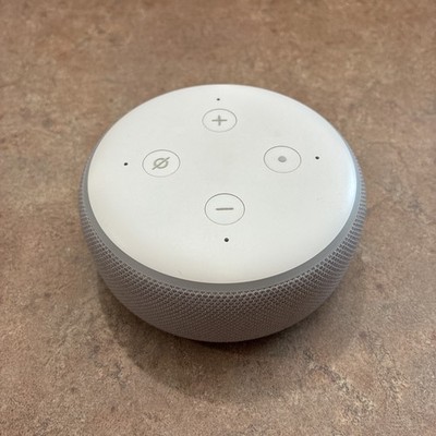 Amazon Echo Dot 3rd Generation Smart Speaker Sandstone D9N29T No Cord