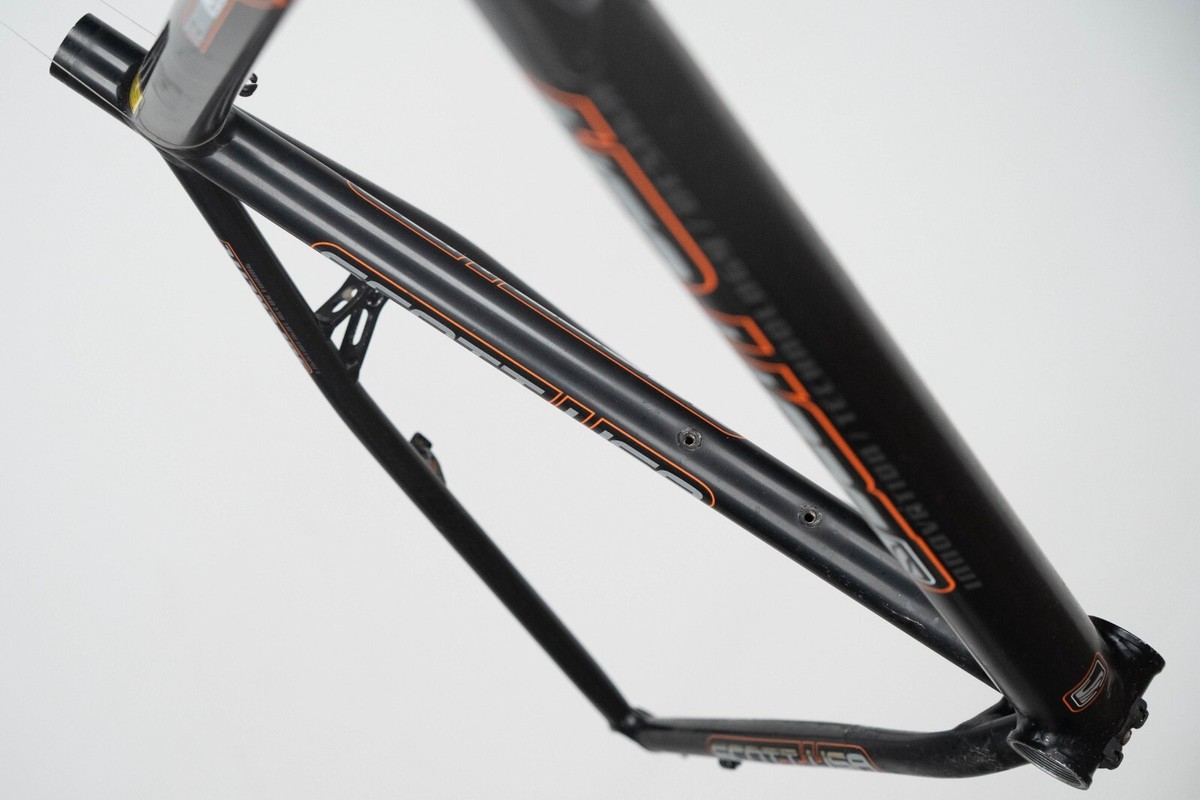 SCOTTscale740フレーム crew-jaume-sintes-colorway1-