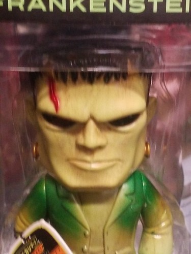 NIB - Hikari! - FRANKENSTEIN - Hot Topic Exclusive - Limited Edition - 1200 Pc - Picture 2 of 8