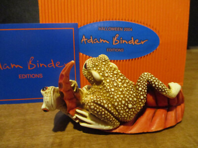 Harmony Kingdom Artist Adam Binder Warts and All Frog and Salamander on Leaf
