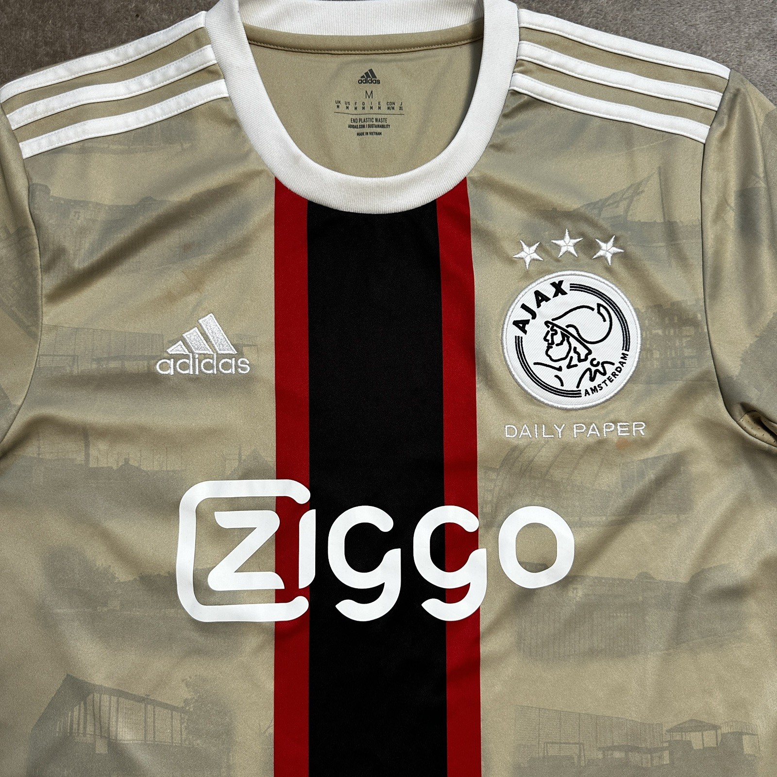 Original Ajax Amsterdam Football Shirt Mens Medium Adidas 2022/23 Third HG1393 thumbnail 3
