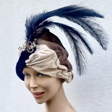 Vintage 1920s Art Deco Silk Velvet & Ostrich Feathers Turban Flapper Cloche Hat